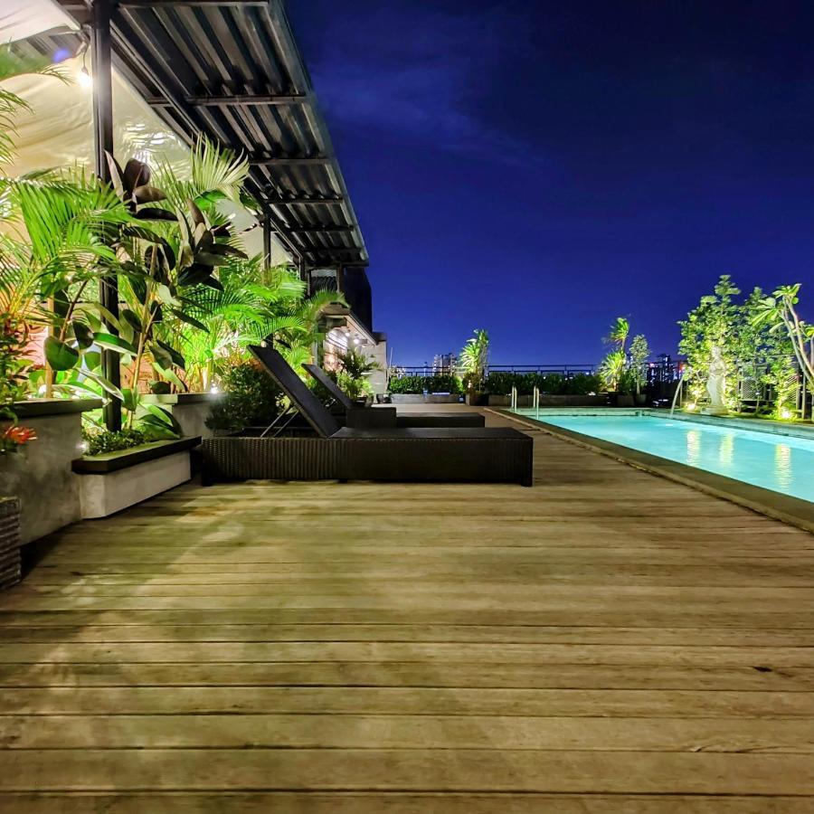 The Mango Suites By Flat06 Jakarta Exterior photo